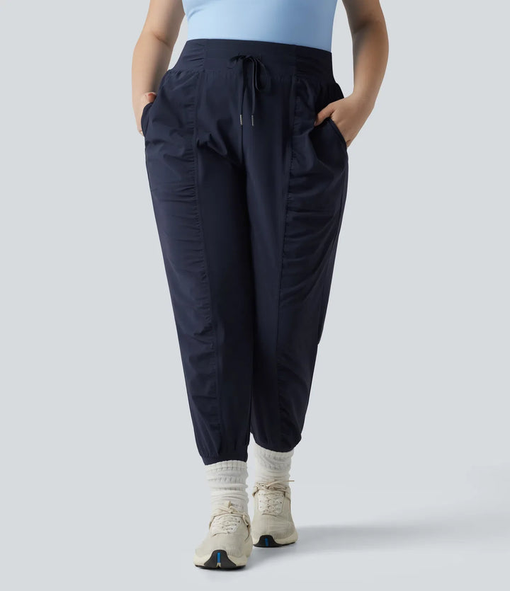 Plusstorlek med hög midja dragsko rynklad avsmalnande snabbtorkande InstantCool dans joggingbyxor med fickor – UPF40+