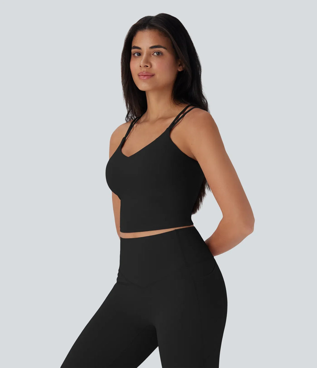 Halara UltraSculpt sval snabbtorkande kort yogalinne – UPF50+