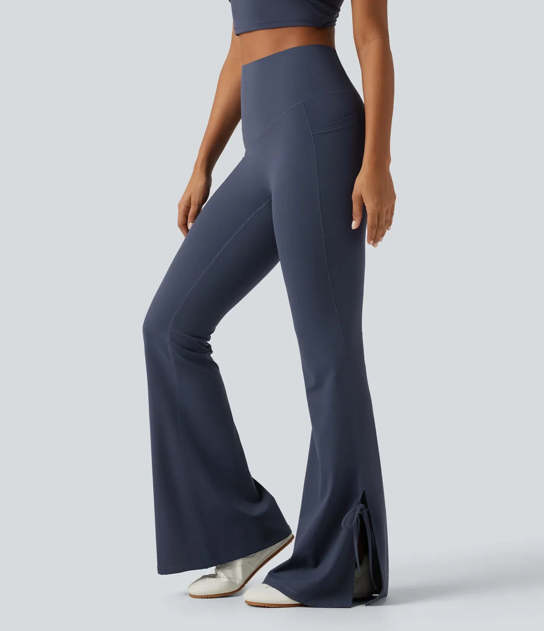 Halara UltraSculpt med hög midja spets upp utsvängd yogaleggings med fickor