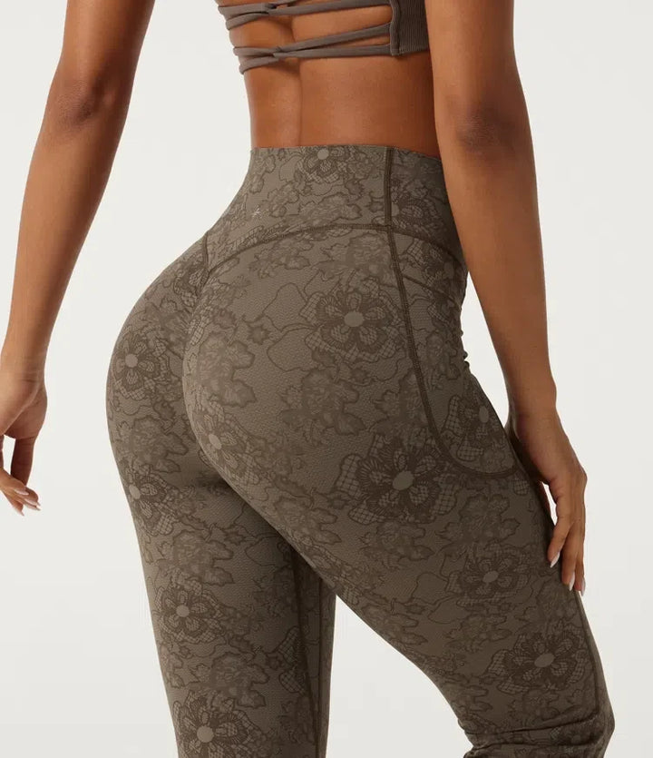 Halara UltraSculpt med hög midja och magkontroll rumplyftande kontrastspets utsvängd yogaleggings med fickor