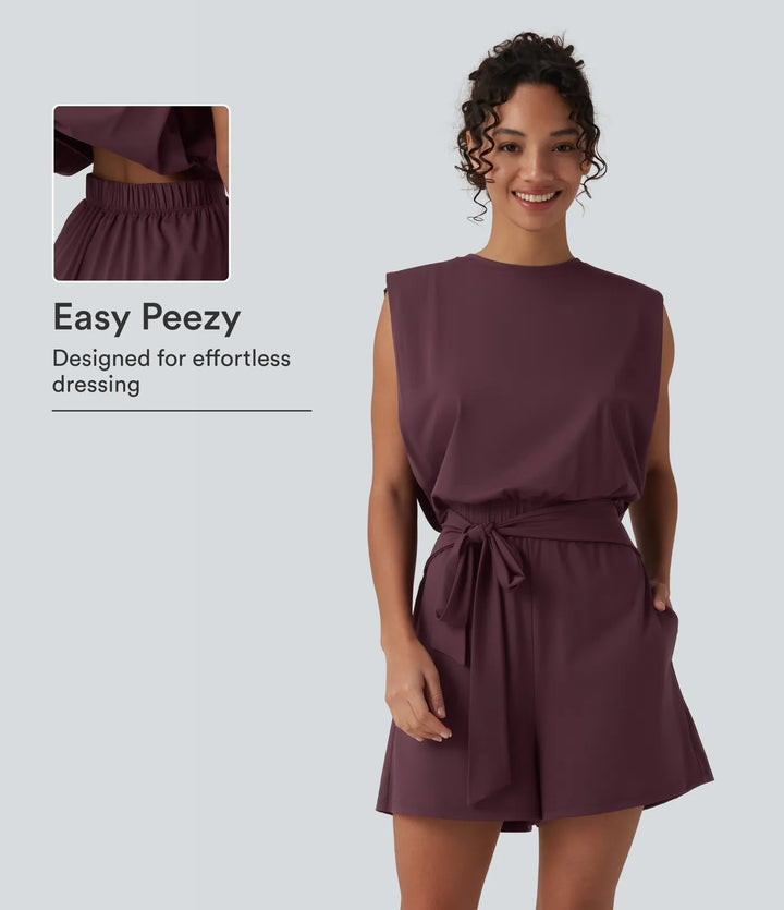 Rund halsringning ärmlös knytning framtill sval känsla playsuit för vardag med fickor – Easy Peezy – UPF50+