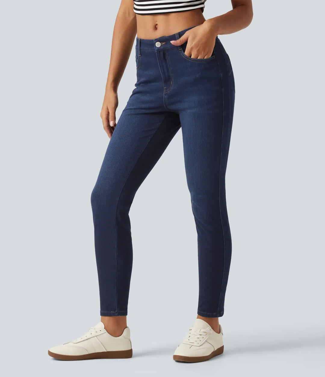 Halara Flex med medelhög midja smal vardagsjeans med fickor