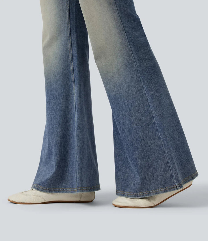 Halara Flex med låg midja utsvängd vardagsjeans med fickor