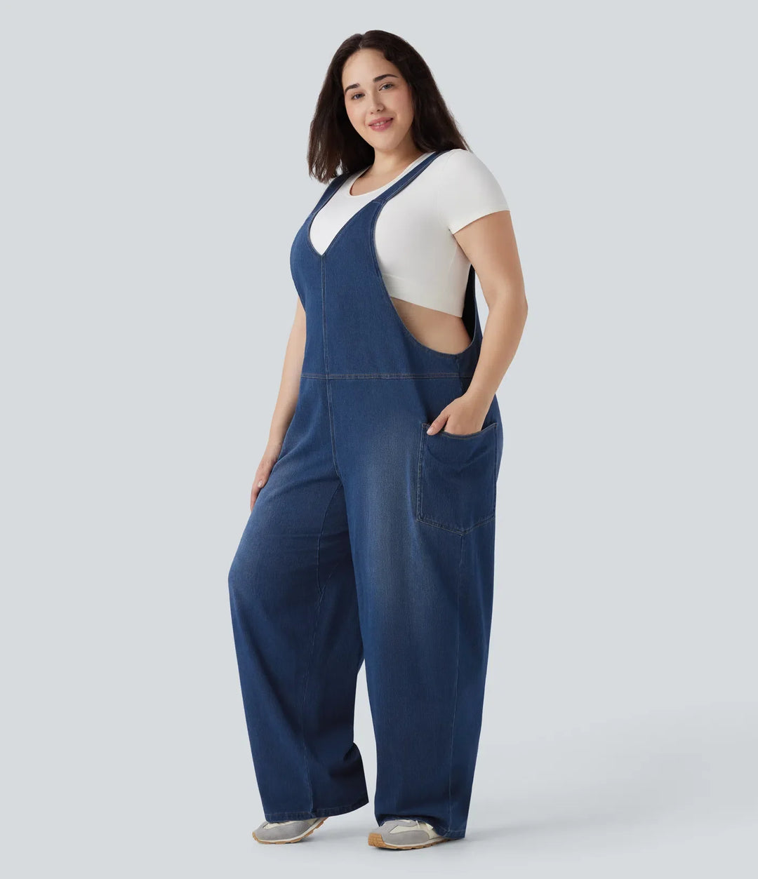 Halara Flex V-ringning tvättad denim för vardag plusstorlek hängselbyxor med fickor