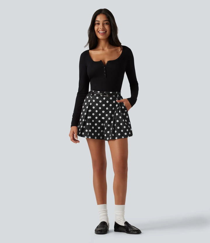 Medelhög midja vida ben prickig vardagsshorts 4" med fickor