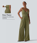 V-ringad inbyggd BH vardaglig slip jumpsuit med fickor-Easy Peezy Edition