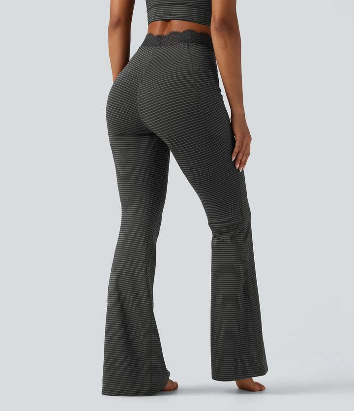 V-formad med hög midja kontrastspets rand yoga utsvängd leggings med fickor