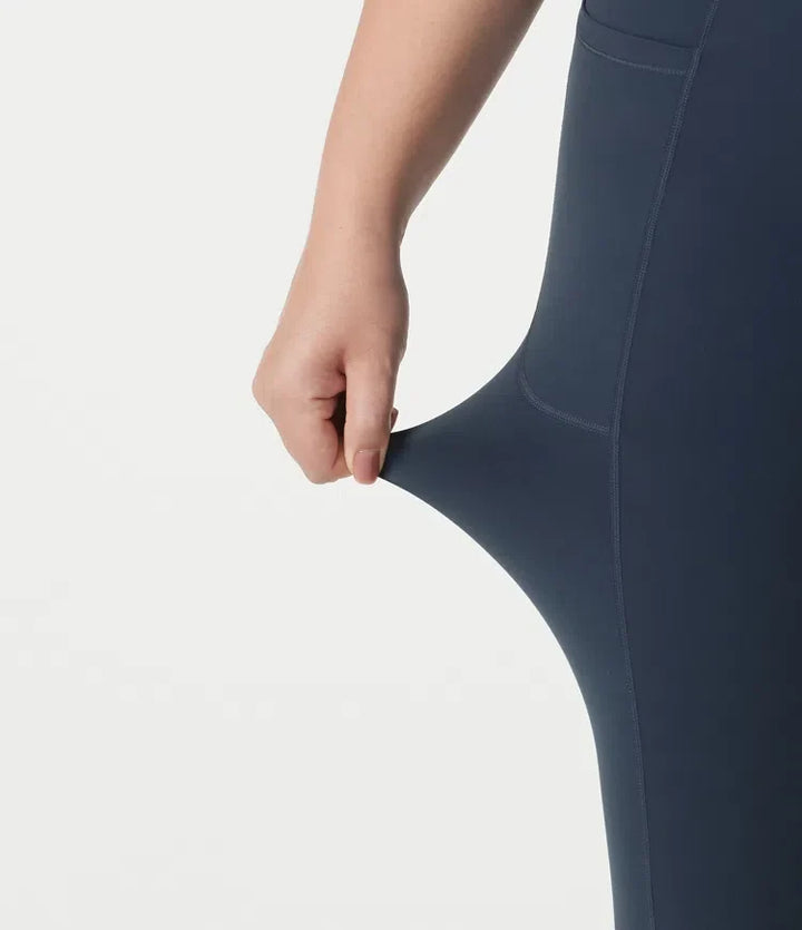 Halara UltraSculpt plusstorlek med hög midja scrunch-effekt rumplyftande magkontroll formande yoga utsvängd leggings med fickor
