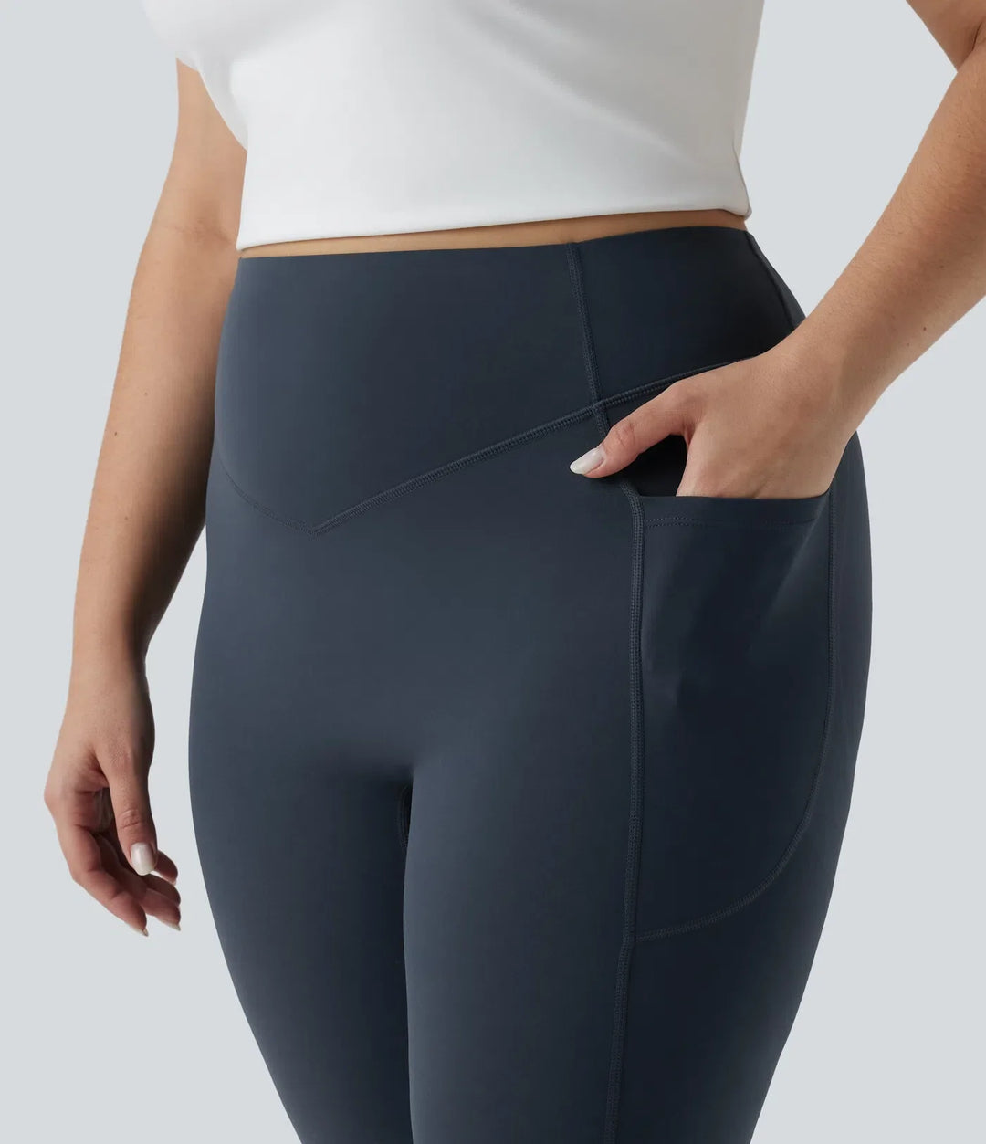 Plusstorlek Halara UltraSculpt med hög midja och magkontroll rumplyftande rynklad yogaleggings med fickor