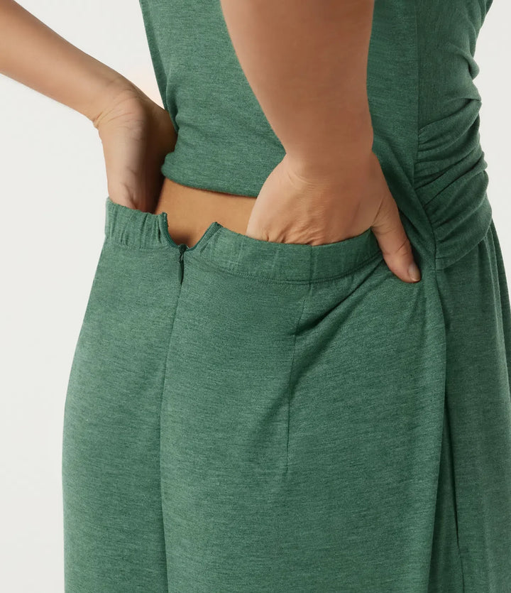 V-ringad ärmlös vardaglig jumpsuit med fickor-Easy Peezy Edition