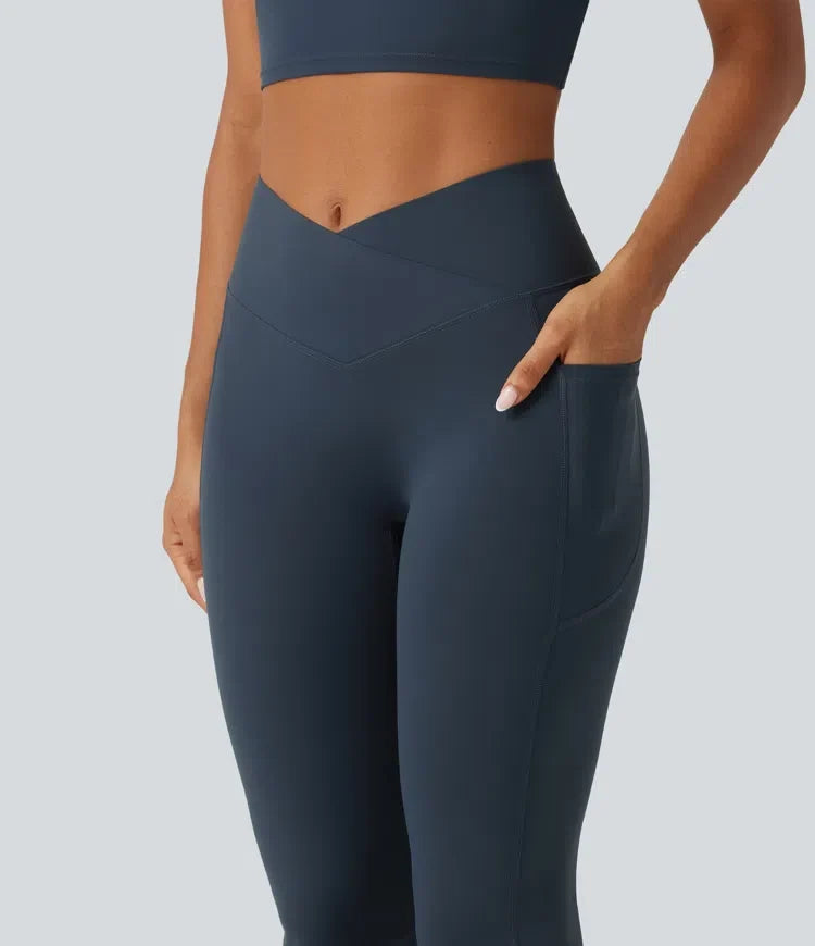 Lyckera UltraSculpt högmidjad crossover magkontroll utsvängd träningsleggings med fickor
