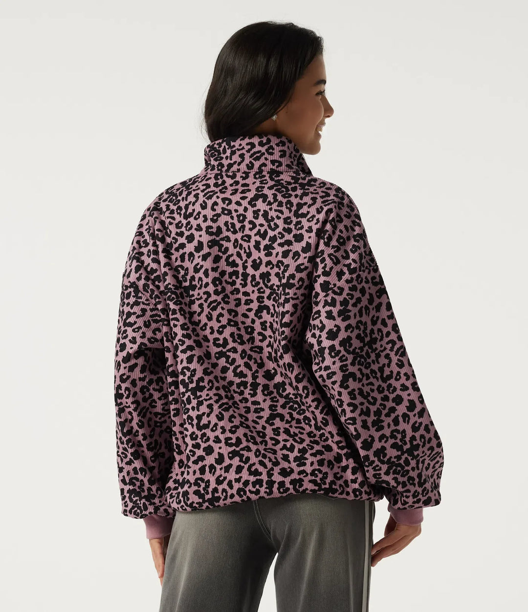 Ståkrage långärmad leopardmönster vardagstopp