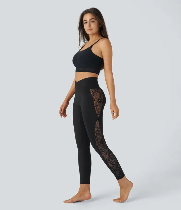 SoftlyZero högmidjad crossover kontrastspets ficka yogaleggings