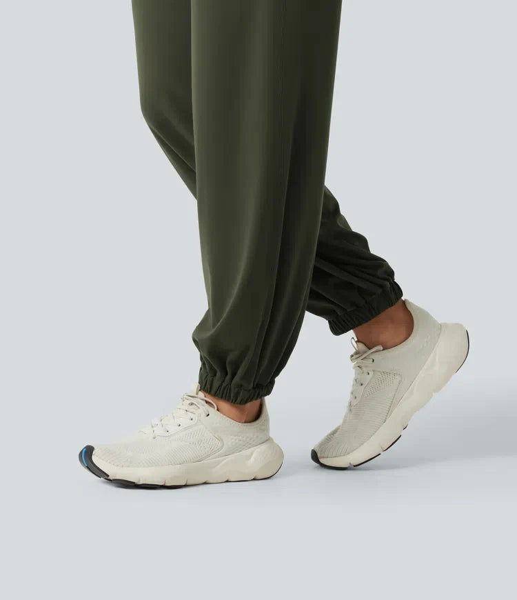 Halara UltraSculpt med hög midja och magkontroll avsmalnande yoga joggingbyxor med fickor