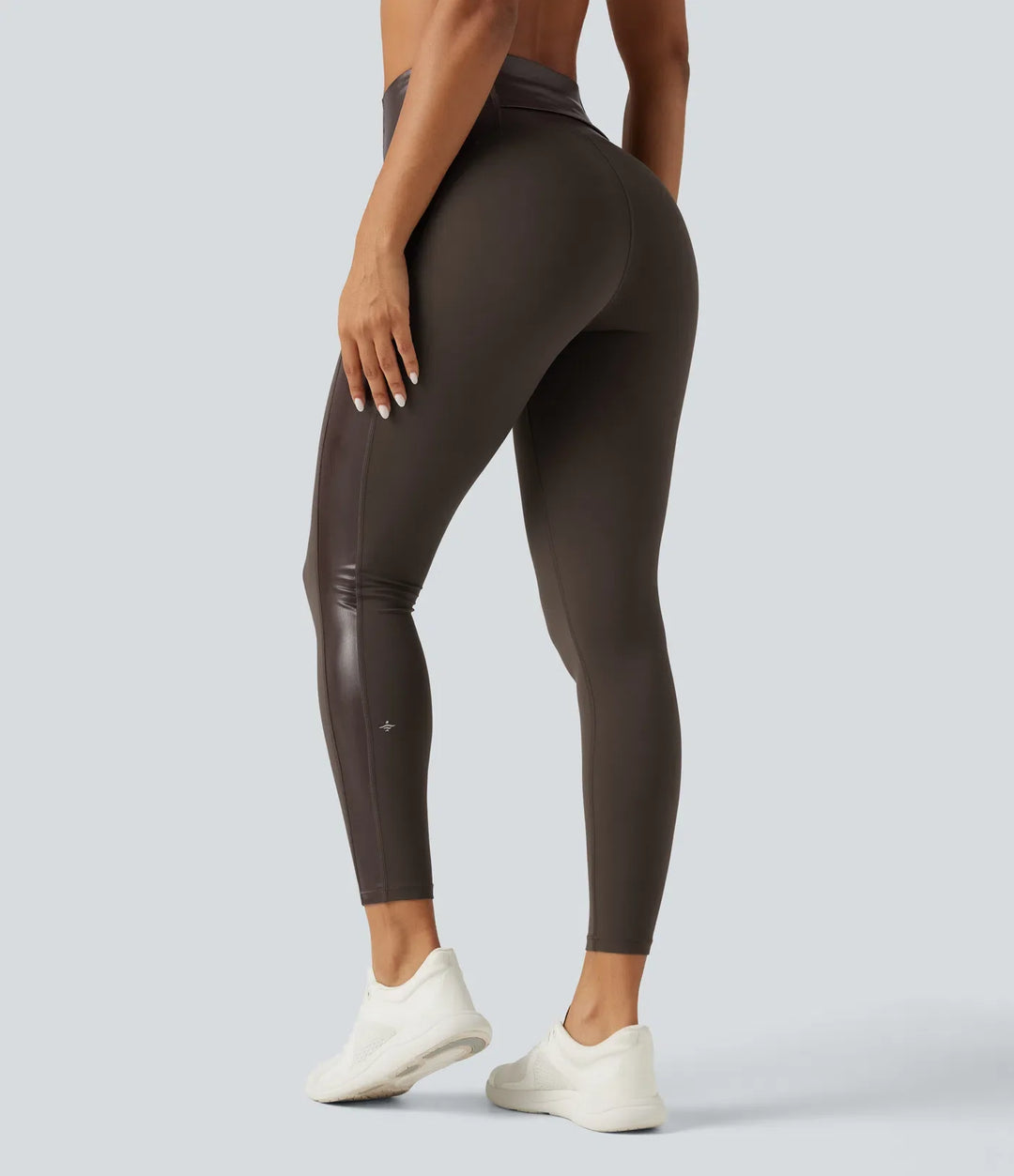 Lyckera UltraSculpt högmidjad stretchig PU magkontroll yogaleggings med ficka