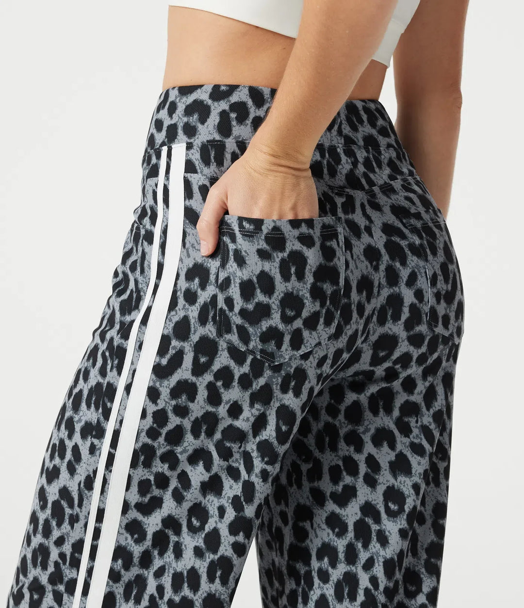 Högmidjad baggy färgblock leopardmönster våffelstruktur vardagsbyxor med fickor