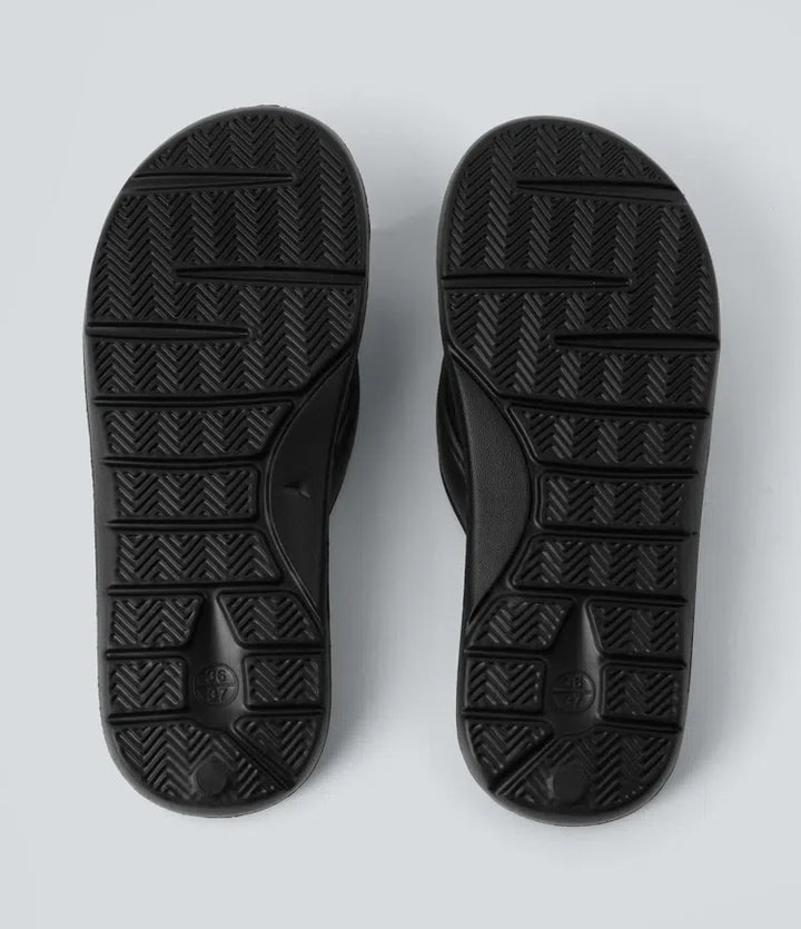 Enfärgad flip-flops
