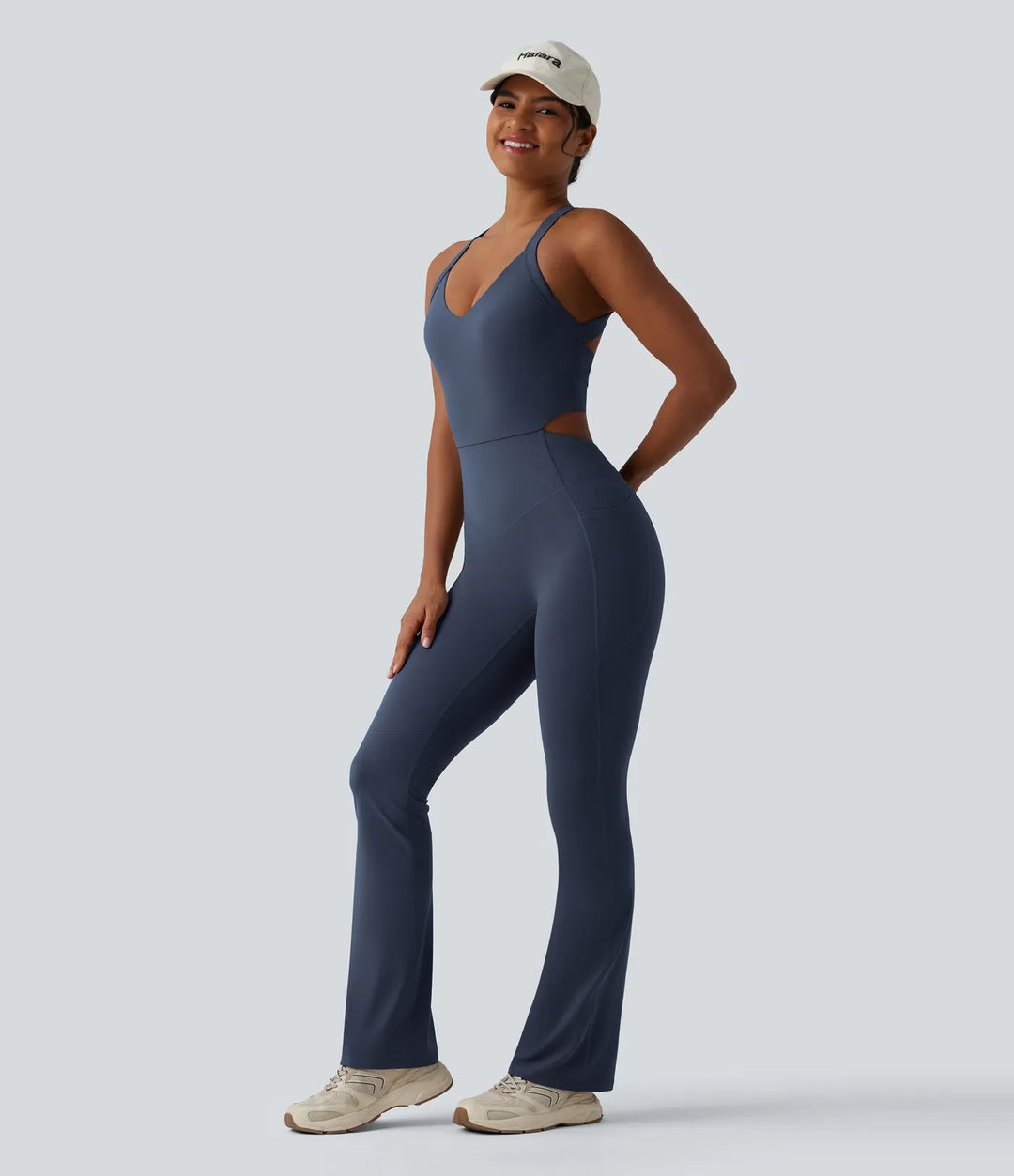 Lyckera UltraSculpt magkontroll bootcut träning jumpsuit med fickor-Easy Peezy Edition