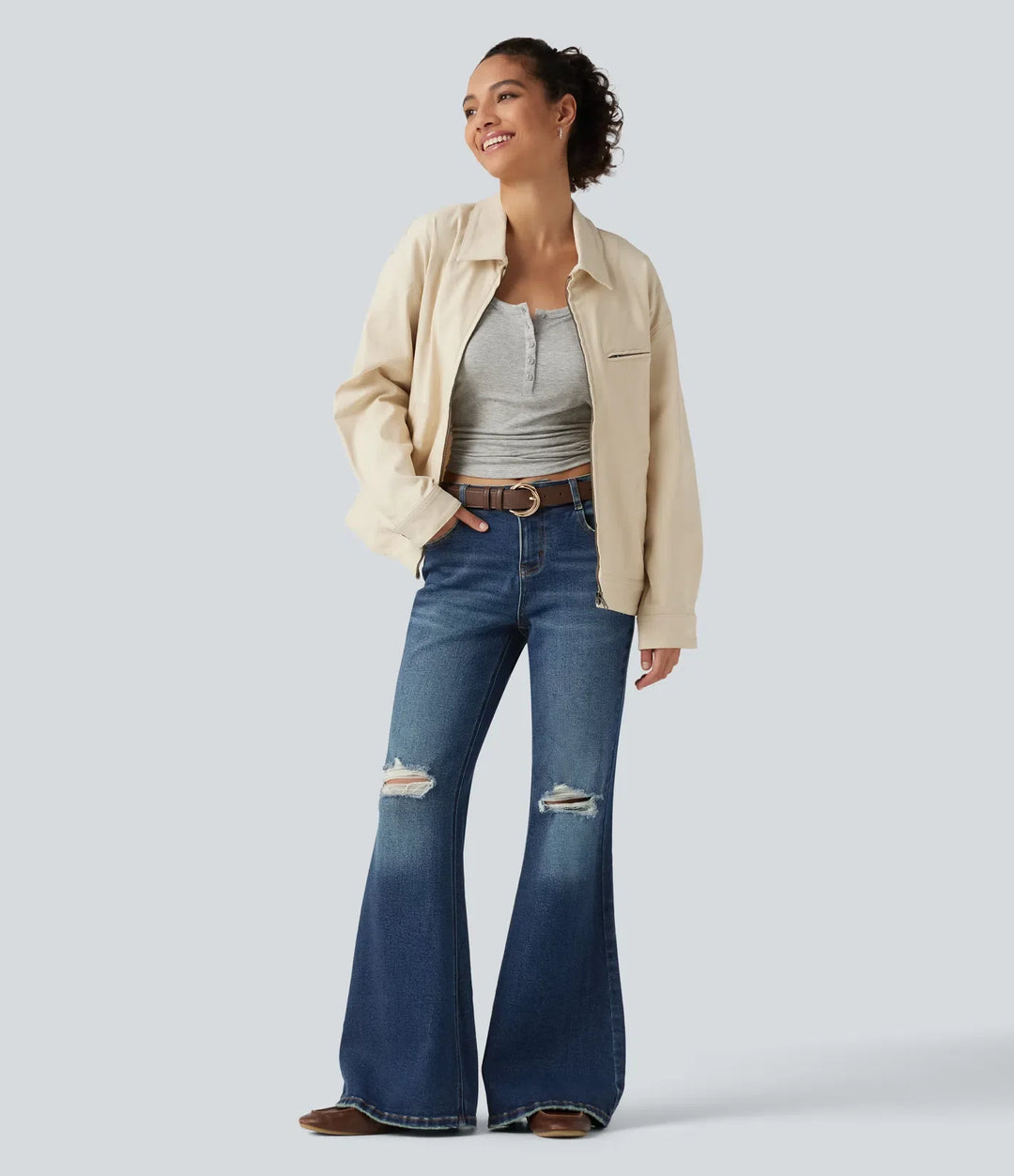 Låg midja vardaglig utsvängd jeans med fickor