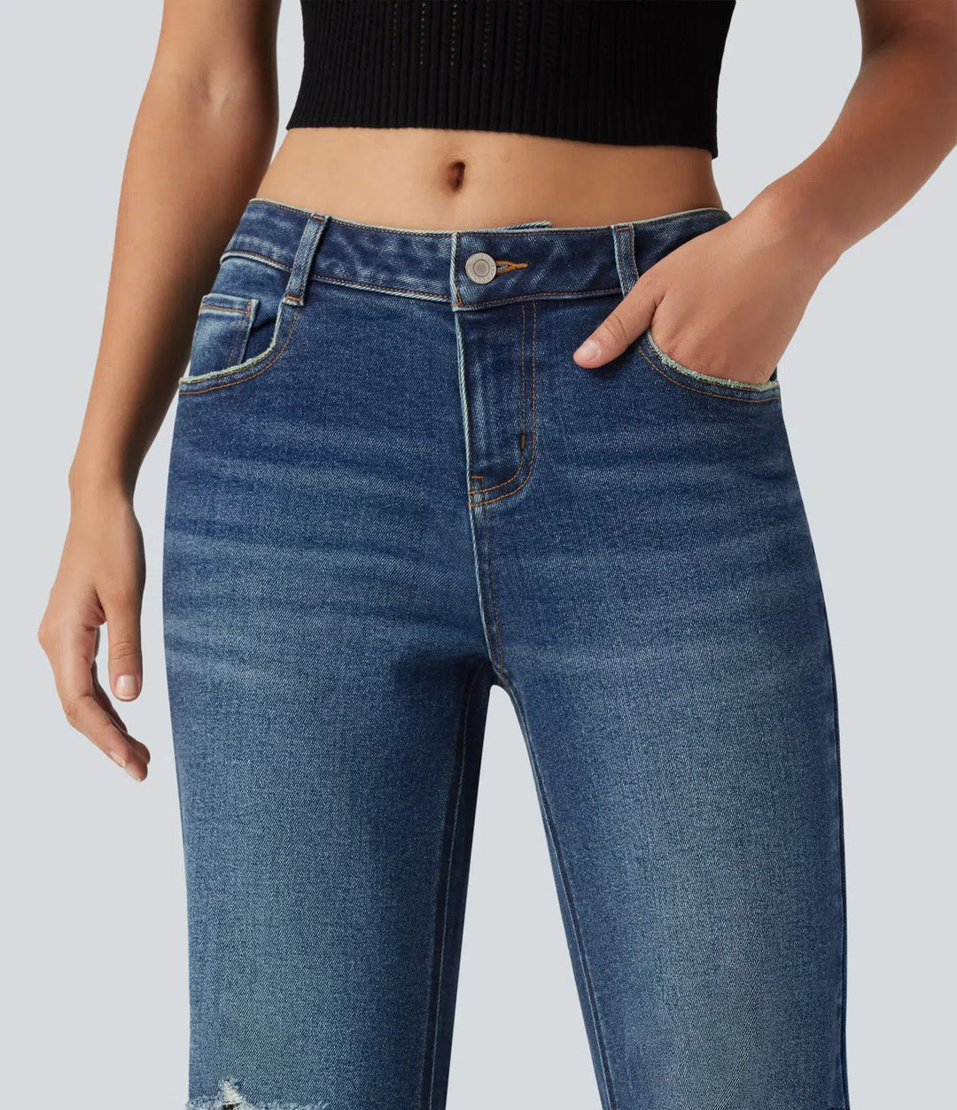 Låg midja vardaglig utsvängd jeans med fickor