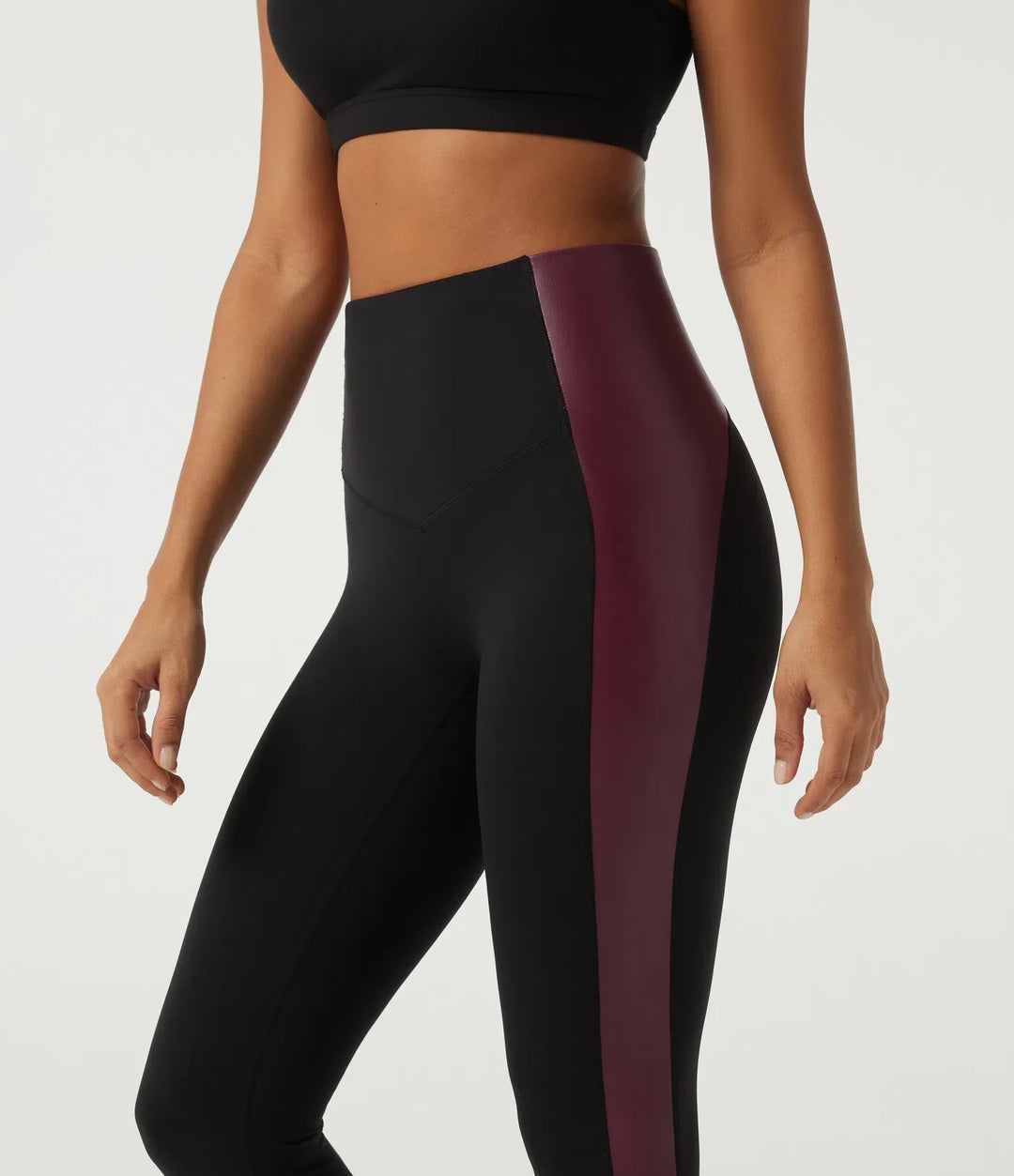 Högmidjad magkontroll färgblock stretchig PU yogaleggings med ficka