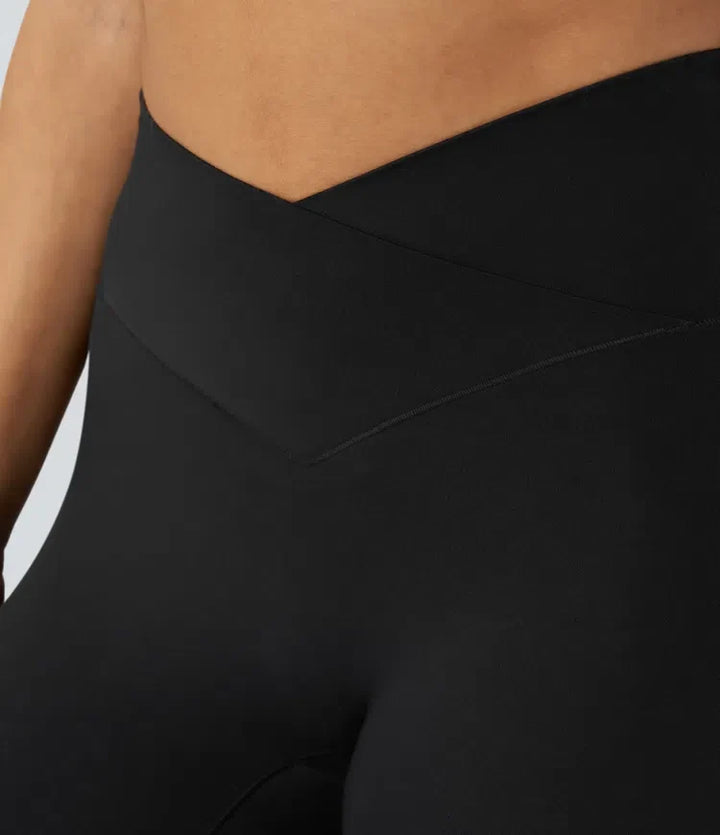 SoftlyZero högmidjad crossover kontrastspets ficka yogaleggings