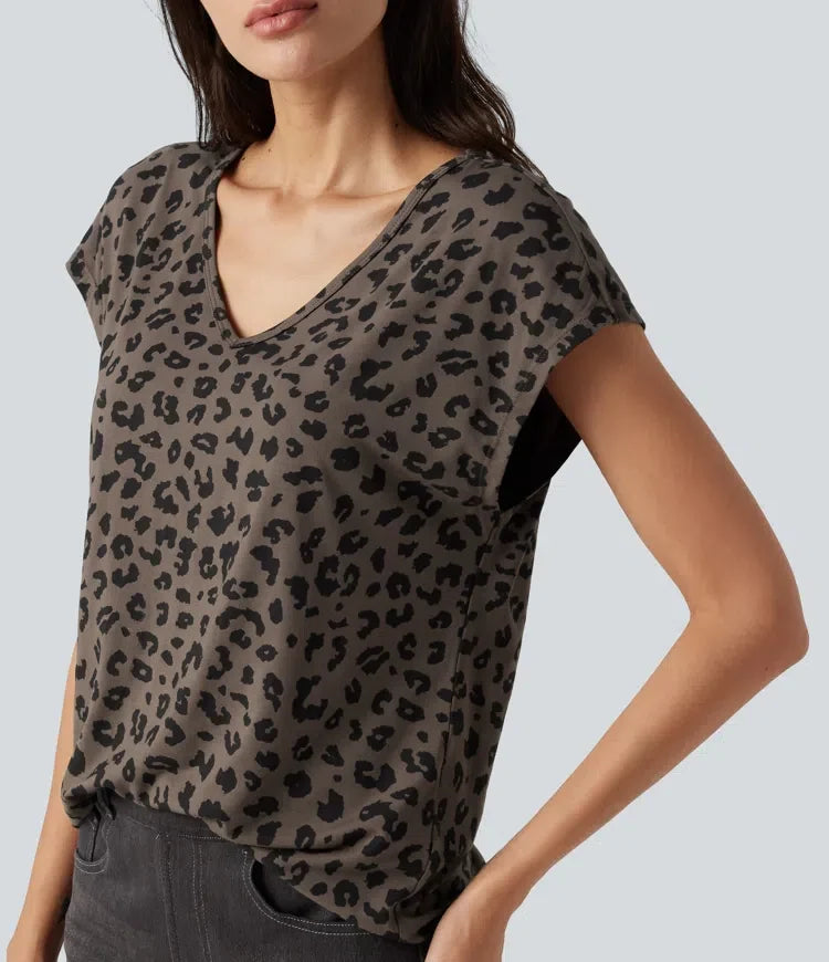 V-ringning kortärmad leopardmönstrad T-shirt för vardag