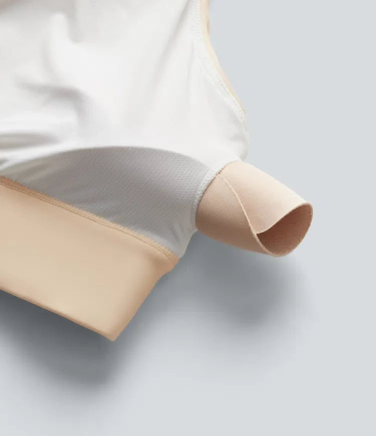 SoftlyZero Plush lätt stöd inbyggd bh korsad sport-bh för yoga