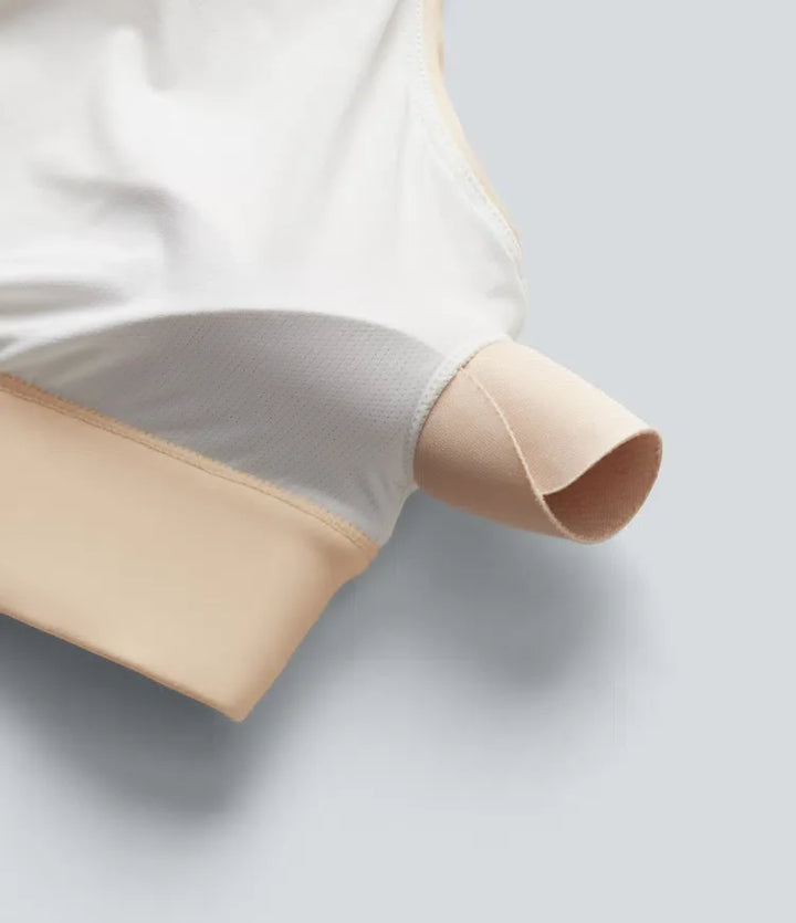 SoftlyZero Plush lätt stöd inbyggd bh korsad sport-bh för yoga