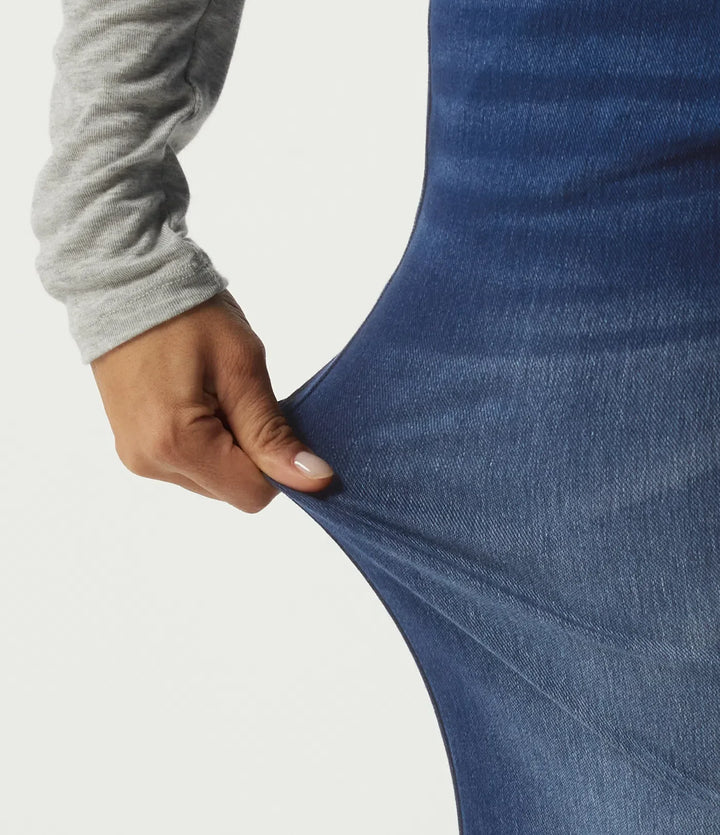Lyckera Flex medelhög midja utsvängd vardagsjeans med fickor