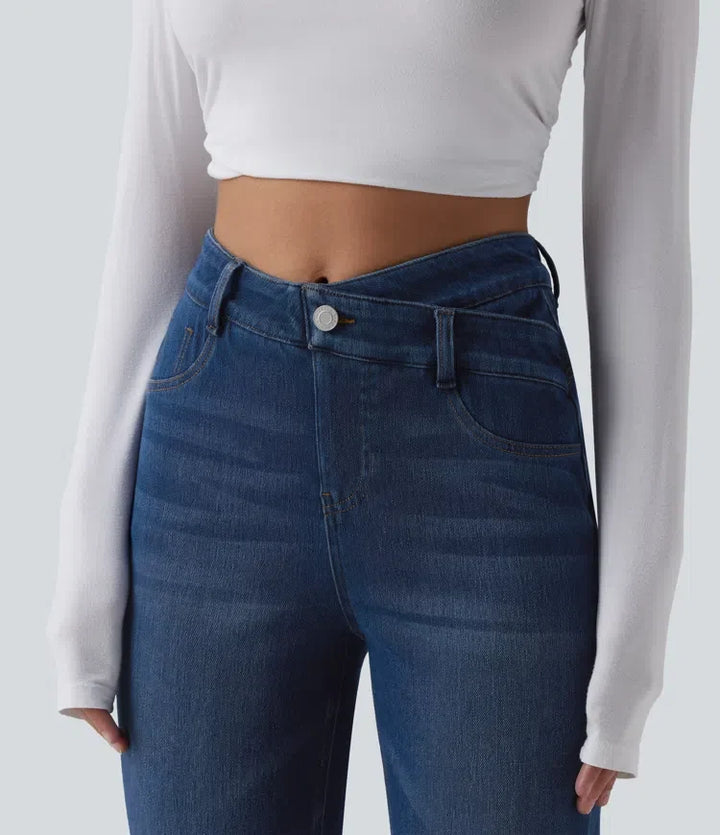 Lyckera Flex högmidjad crossover magkontroll bootcut vardagsjeans med fickor