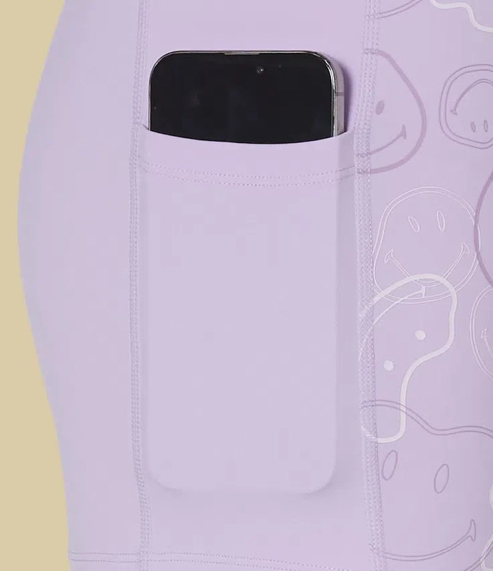 Halara X Smiley® Breezeful med hög midja plisserad 2-i-1 asymmetrisk fåll snabbtorkande mini danskjol med fickor