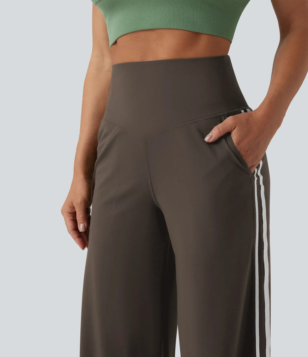 Lyckera UltraSculpt högmidjad magkontroll färgblock ränder yoga baggy byxor med fickor