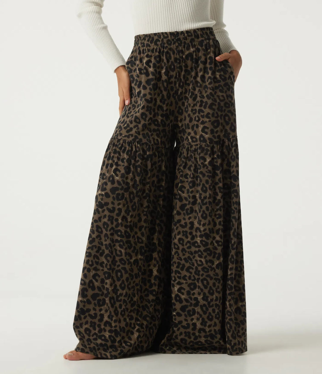 Högmidjad leopardmönster baggy vardagsbyxor med fickor