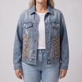 LEOPARDPANELJEANSJACKA