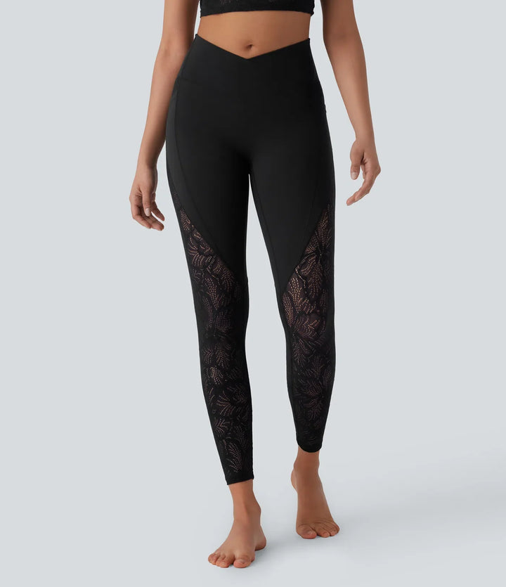 SoftlyZero högmidjad crossover ficka kontrastspets 7/8 yogaleggings
