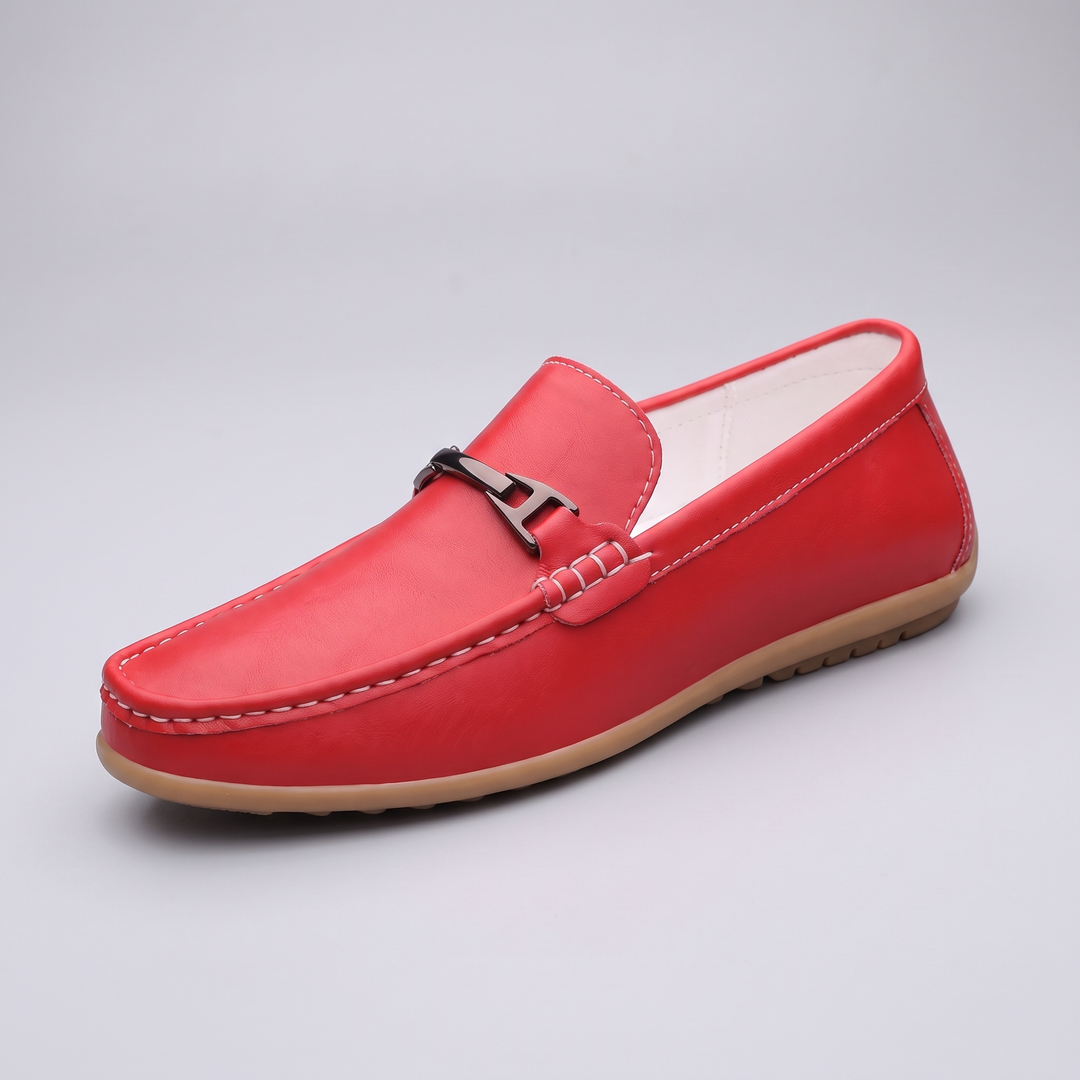 KLASSISKA LÄDERLOAFERS