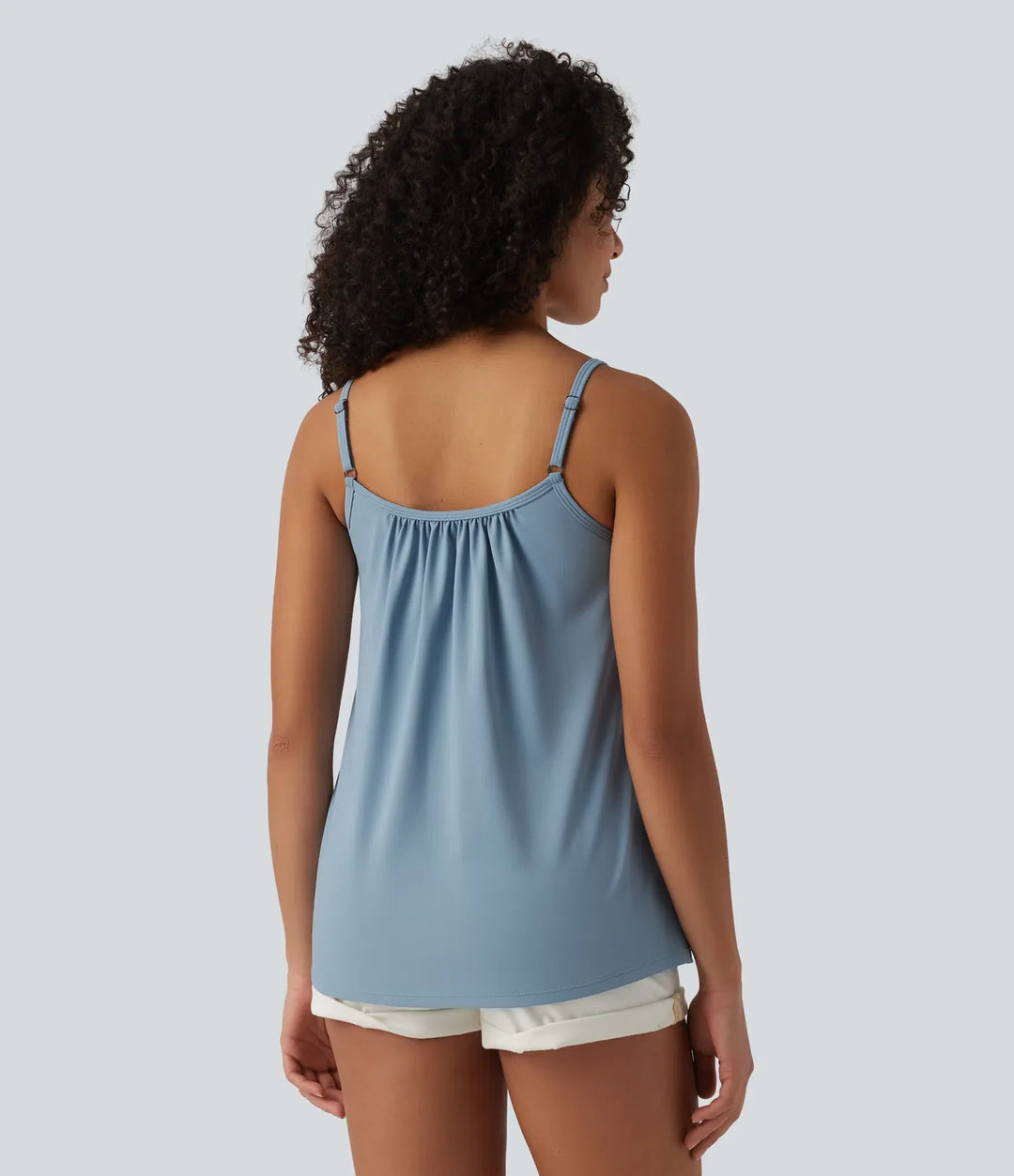 Justerbara axelband rynkat 2-i-1 inbyggd BH vardaglig camisole-topp