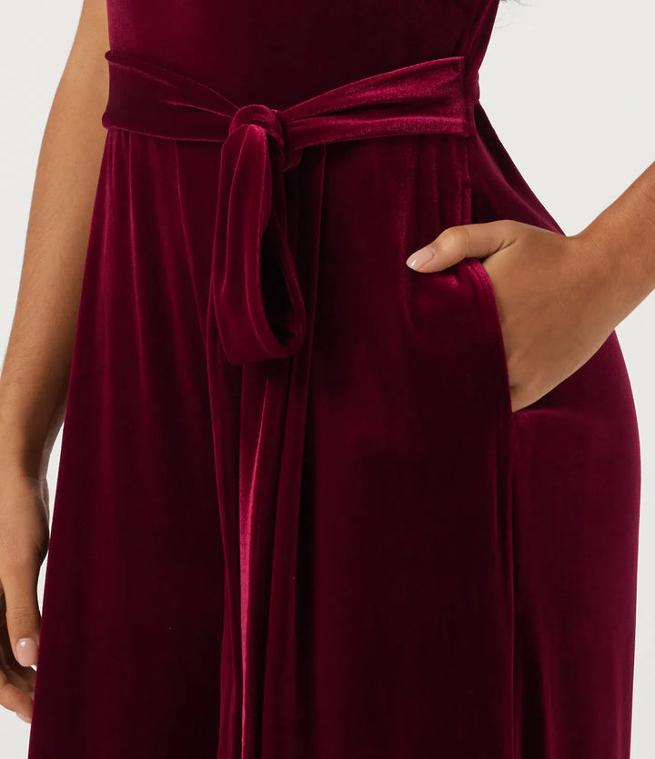 Rund hals volang kortärmad nyckelhålsrygg knytning fram sammet fest jumpsuit med fickor -Easy Peezy Edition