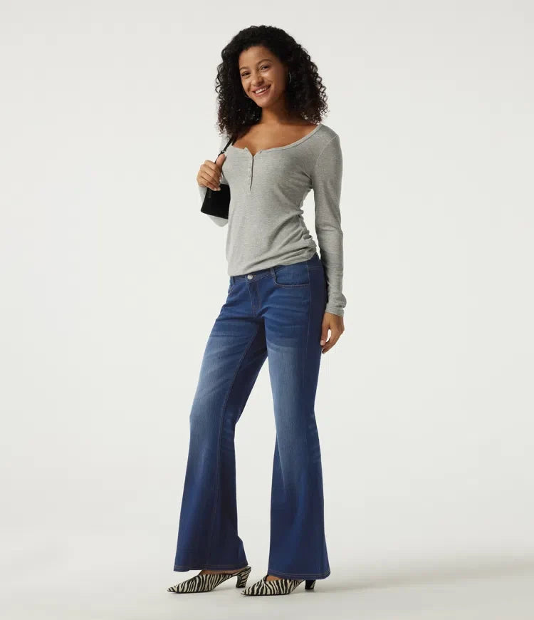 Lyckera Flex medelhög midja utsvängd vardagsjeans med fickor