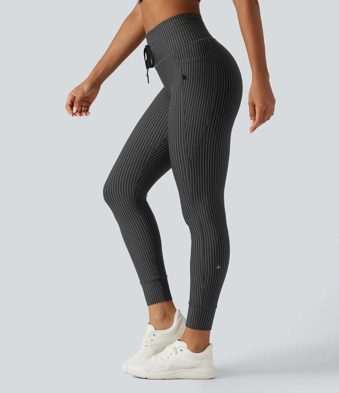 Med hög midja dragsko rand yogaleggings med fickor