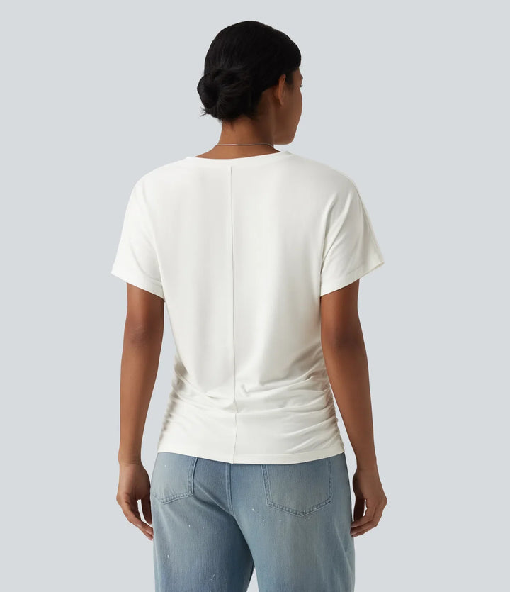 V-ringad kortärmad rynkat enfärgad vardaglig T-shirt