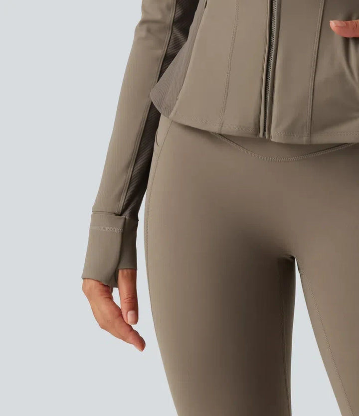Lyckera UltraSculpt med huva långärmad volangfåll yoga träningsjacka med fickor och tumhål