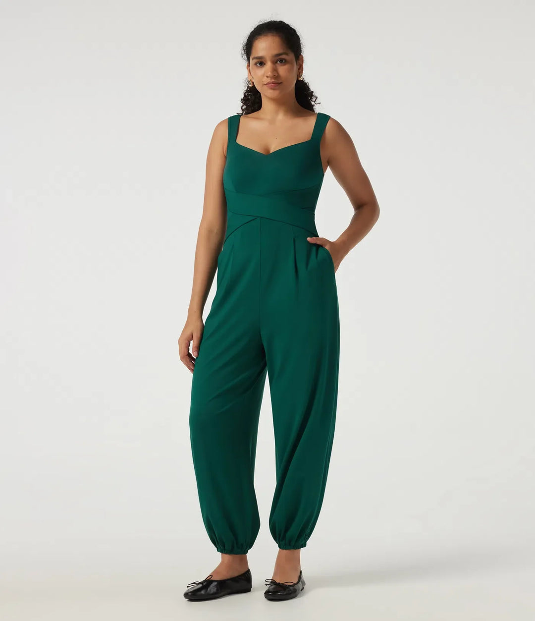 Diamantkrage ärmlös vardaglig jumpsuit med inbyggd BH och fickor -Easy Peezy Edition