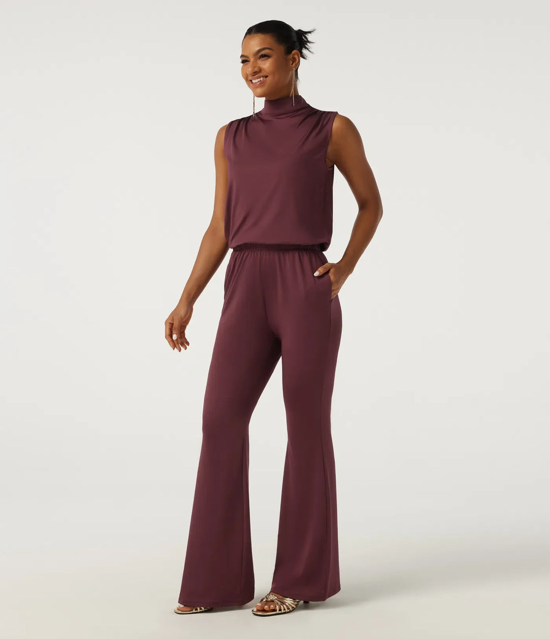 Halvpolo ärmlös utsvängd nyckelhålsrygg fest jumpsuit med fickor - Easy Peezy Edition