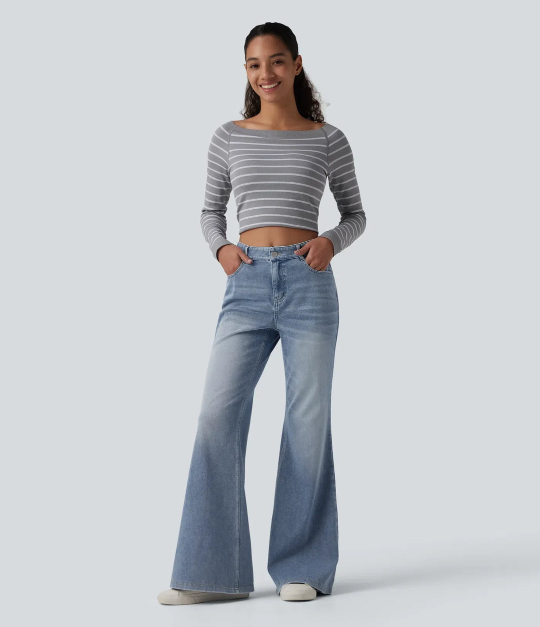 Halara Flex med medelhög midja tvättad för vardag utsvängd jeans med fickor