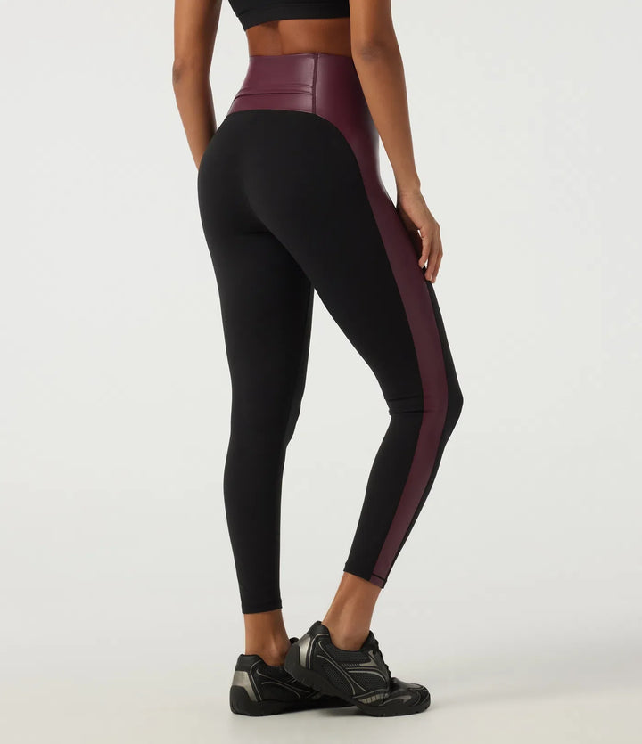 Högmidjad magkontroll färgblock stretchig PU yogaleggings med ficka