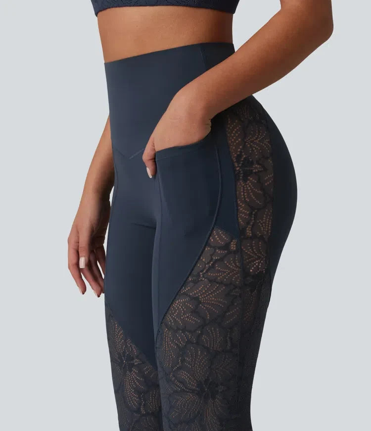 Halara UltraSculpt med hög midja och magkontroll kontrastspets yoga utsvängd leggings med fickor