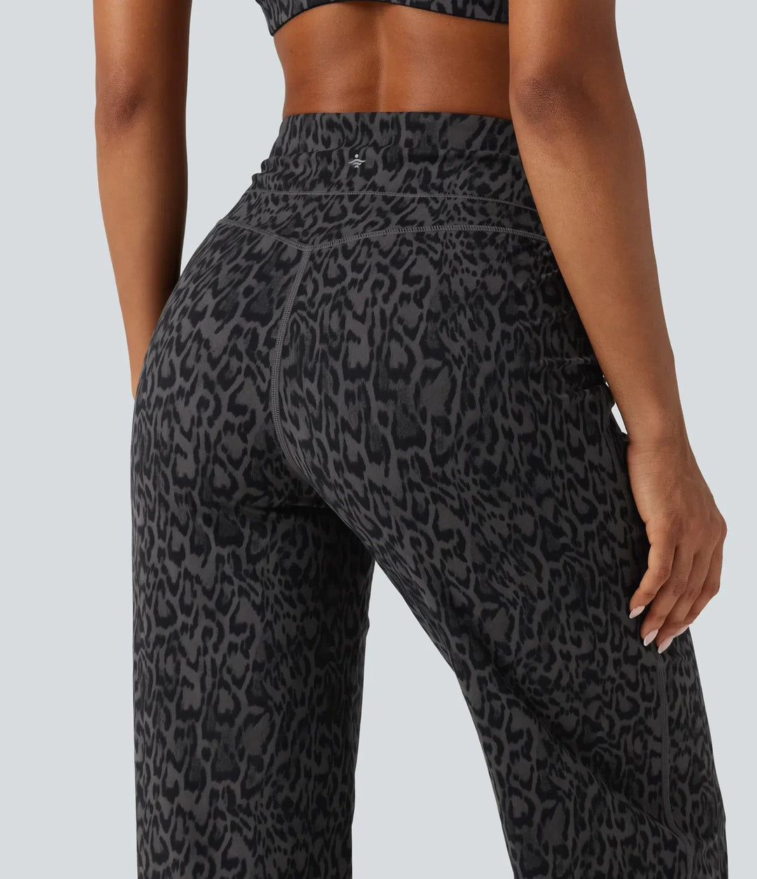 Lyckera UltraSculpt leopardmönster högmidjad magkontroll yoga joggers med fickor