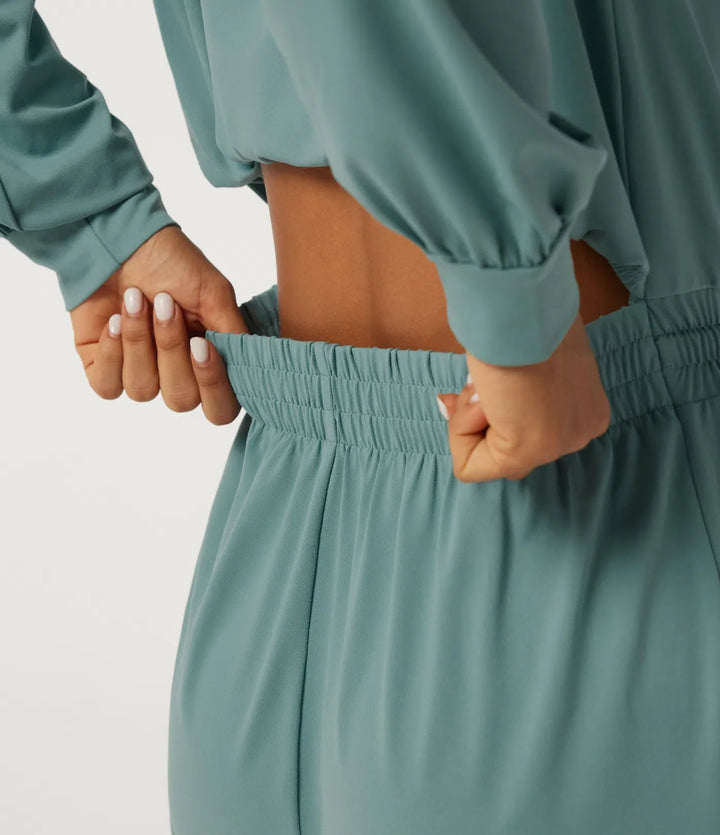 Enaxlad långärmad dragsko vardaglig jumpsuit med fickor - Easy Peezy Edition